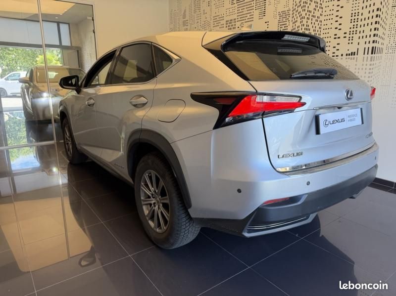 Lexus NX 300h 2WD Business (image 3)