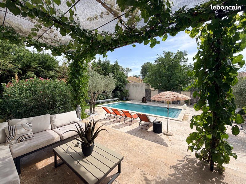 Maison 4 pièces 110 m² · à Caromb · 110 m² · 349 000 €