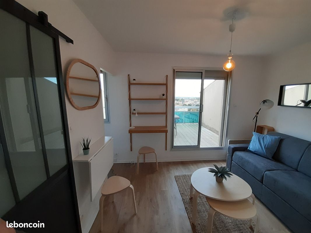 Appartement 1 pièce 15 m² · à Bordeaux · 15 m² · 600 €