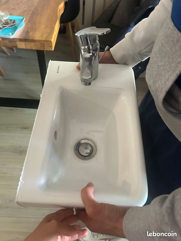 Lavabo (image 2)