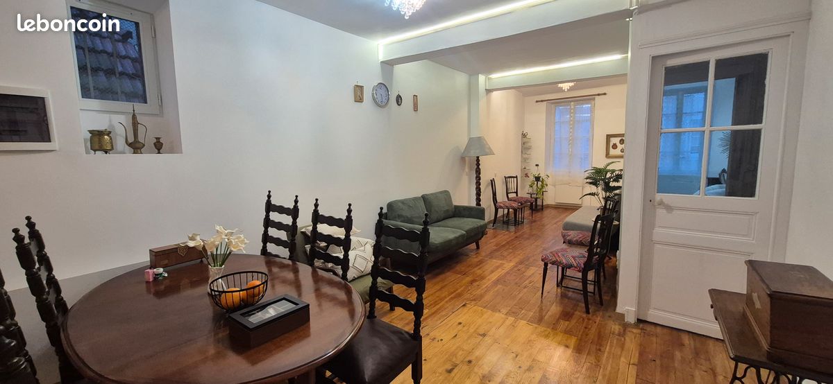 Appartement 3 pièces 55 m² · à Pau · 55 m² · 740 €