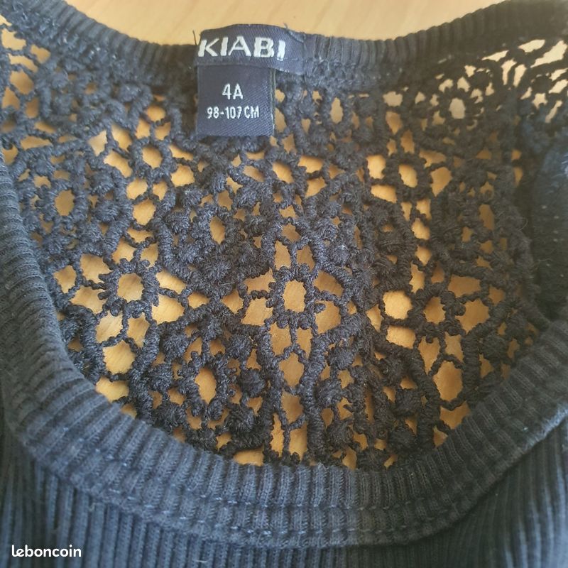 Vide Maison - Joli lot vêtements fille 3-4 ans (image 8)