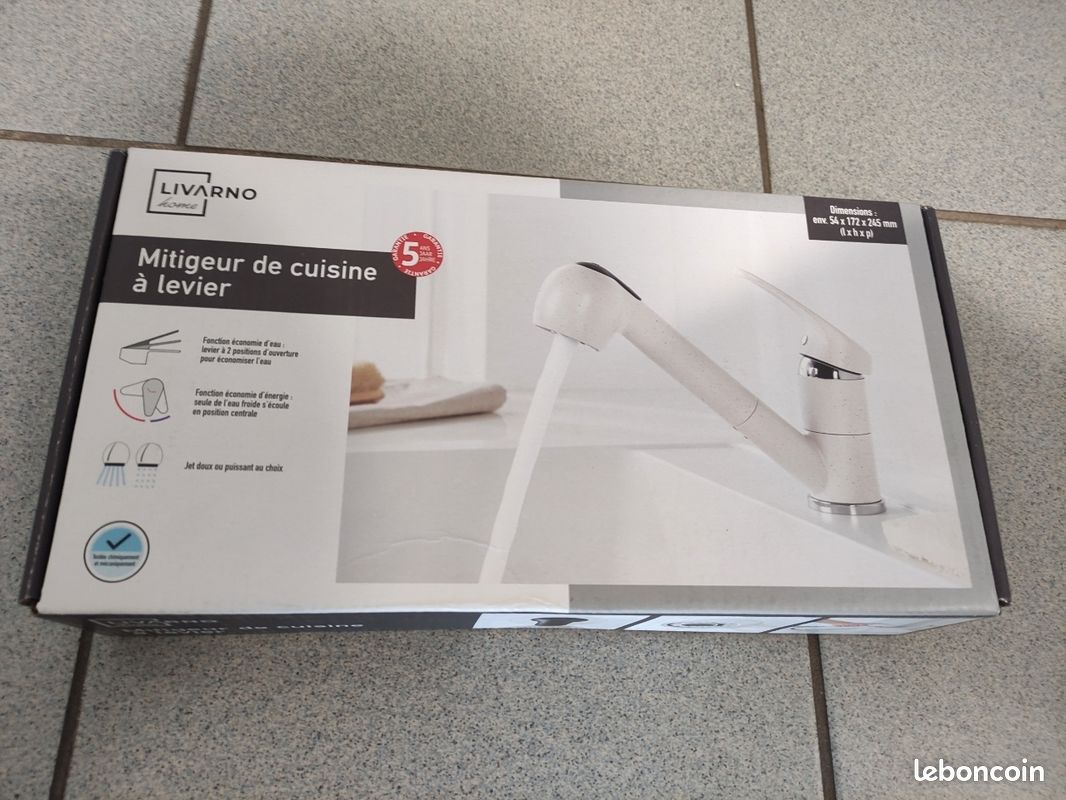 Mitigeur de cuisine a l'évier, Neuf (image 1)