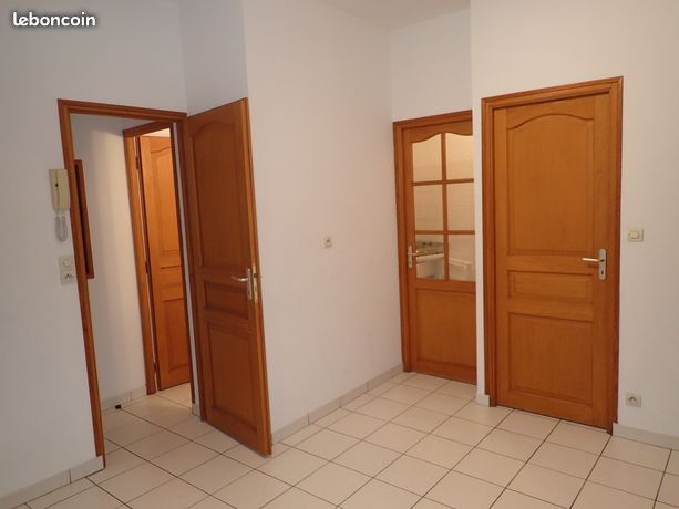 Appartement 2 pièces 28 m² · à Lille · 27,6 m² · 550 €