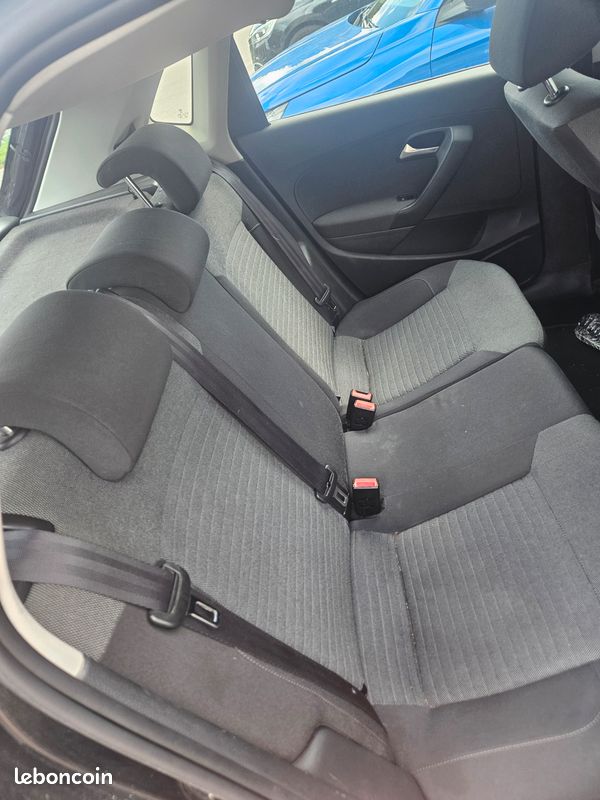 Volkswagen Polo 1.6 TDI 90 ch Diesel (image 3)