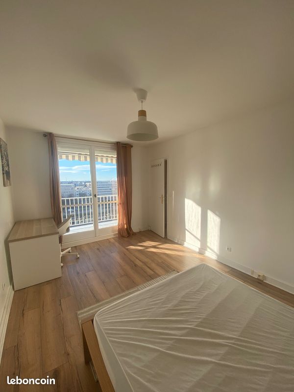 Appartement 5 pièces 90 m² · à Orléans · 90 m² · 407 €
