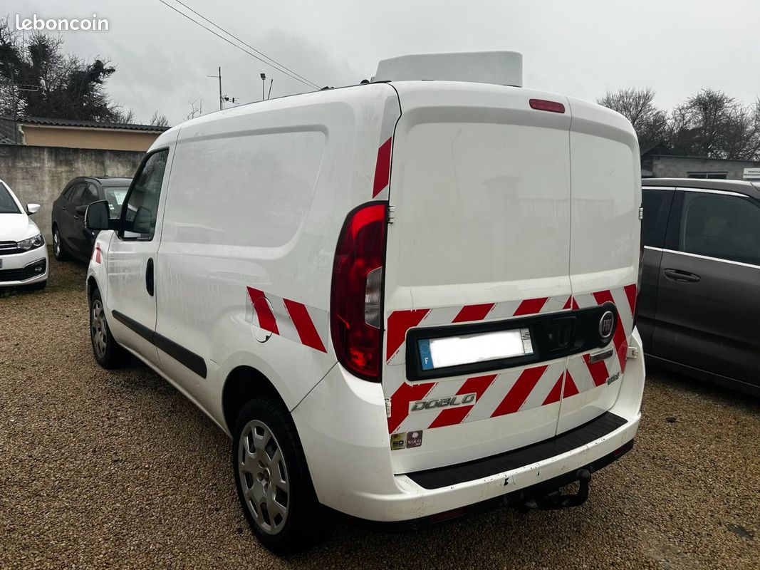 FIAT DOBLO CARGO FT 1.4 GNV TJET 120 cv PACK PROFESSIONAL 5 408 HT (image 7)
