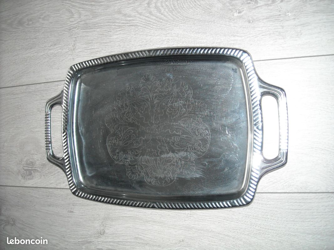Plateau rectangulaire à anses (image 1)
