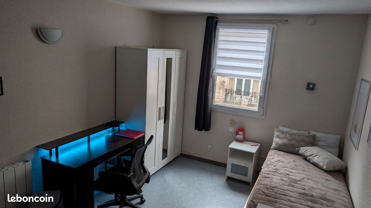 Appartement 1 pièce 18 m² · à Lille · 18,4 m² · 520 €