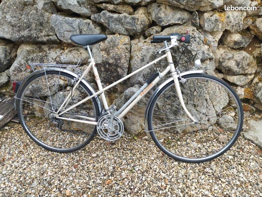 Peugeot Cycles VÃ©lo Ã©lectrique Peugeot Elc01 Velo Peugeot City