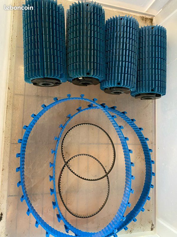 Pièces robot piscine mopper (image 1)