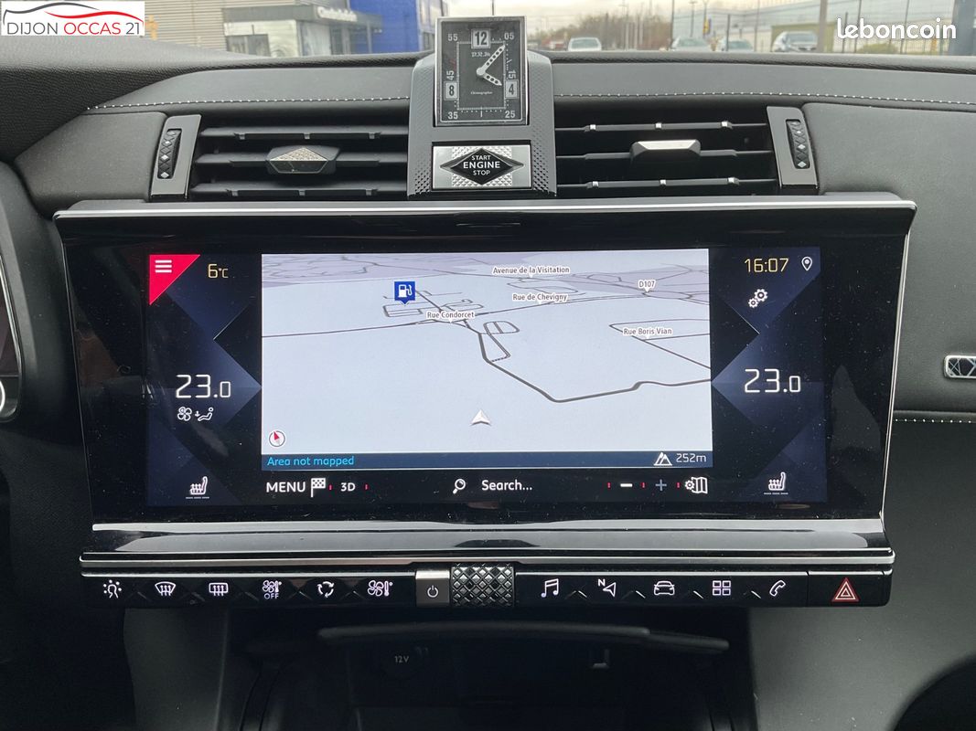 DS DS7 CROSSBACK BlueHDi 180 EAT8 Louvre (image 30)