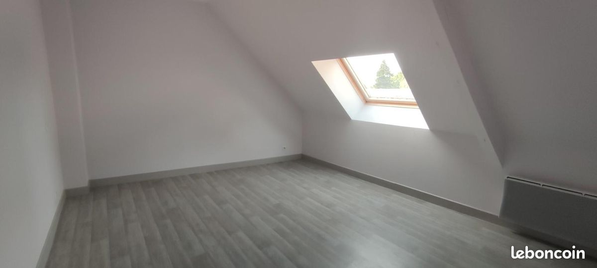 Appartement 5 pièces 113 m² · à Saint-Germain-les-Vergnes · 113 m² · 790 €/mois