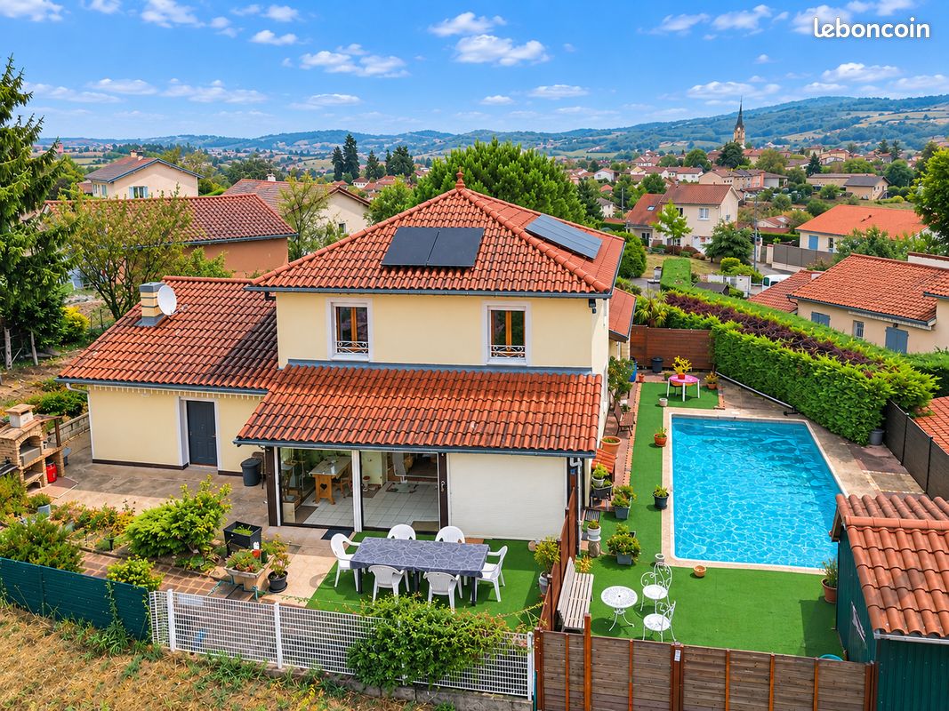Maison 7 pièces 160 m² · à Bessenay · 160 m² · 420 000 €