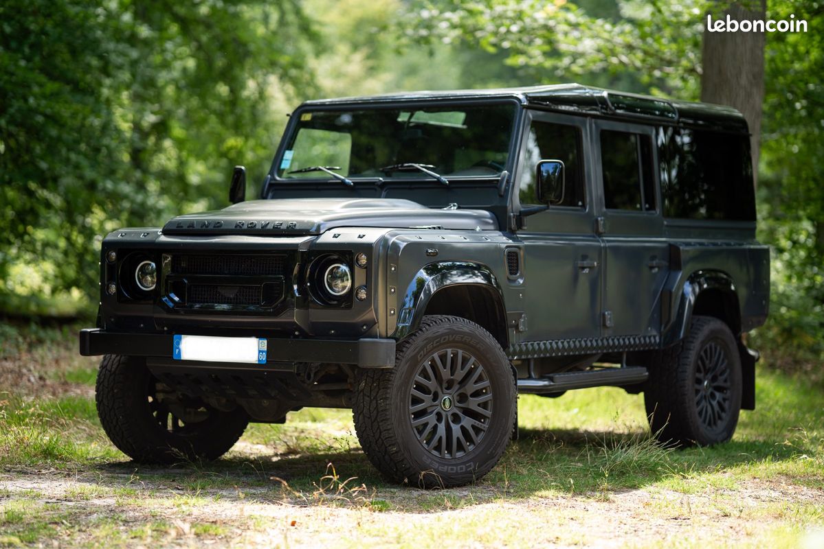 Land Rover Defender Kahn 2,4 TD4 - Voitures