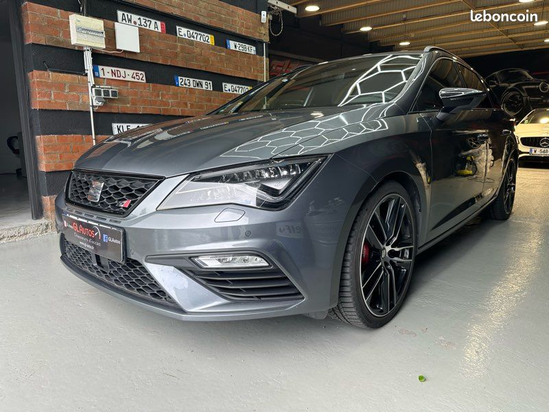 Seat Leon Cupra ST 4Drive 2.0 TSI 300 DSG6 (image 2)