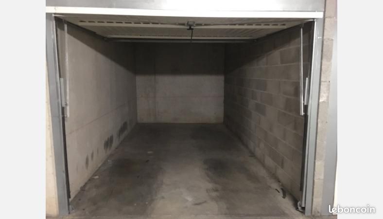 Parking 12 m² · à Lyon · 12 m² · 75 €/mois