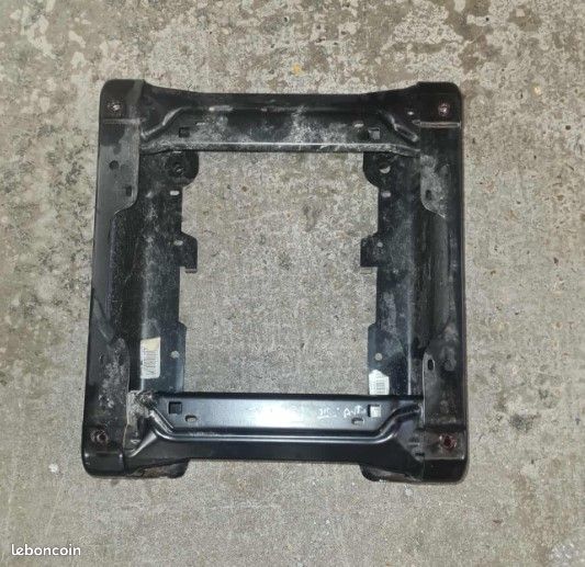 Embase De Siège Avant Gauche (Conducteur) - Compatible Peugeot Expert, Citroën Jumpy, Fiat Scudo - Neuf