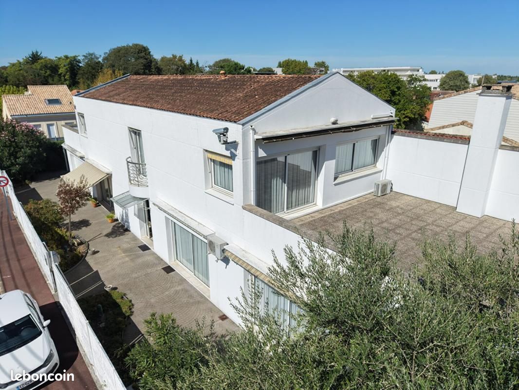 Appartement 7 pièces 262 m² · au Bouscat · 262 m² · 899 000 €