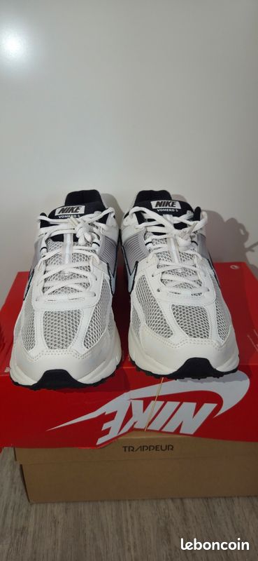 Nike zoom VOMERO 5 crème (image 3)