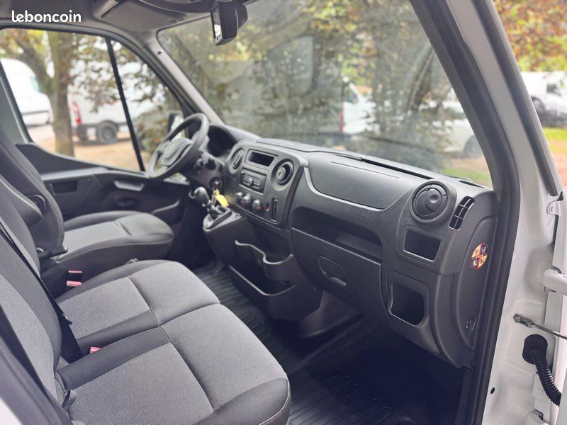 Renault Master FGN L2H2 2.3 dCi 145 Grand Confort + Caméra 2019 – photo 4