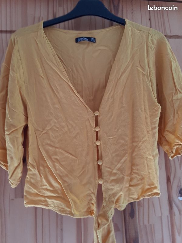Petite chemise couleur moutarde (image 1)