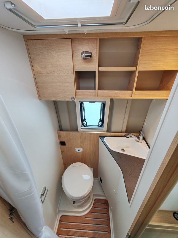 CAMPING-CAR FOURGON SUNLIGHT CLIFF 601 Adventure, Fiat Ducato 2.2l 140Ch BVA, 4 PLACES COUCHAGES, 4 PLACES CG, BOITE AUTO, LITS SUPERPOSES, CHAUFFAGE DIESEL (image 7)