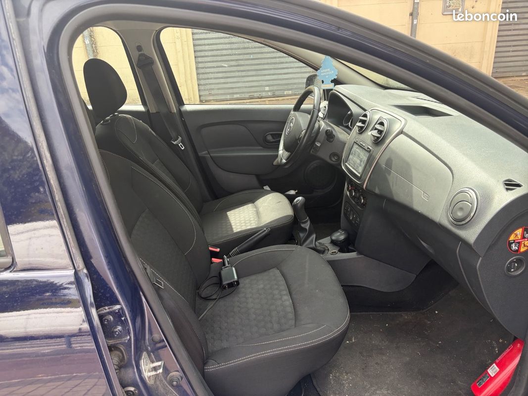 DACIA SANDERO TCe 90 E6 Lauréate (image 9)