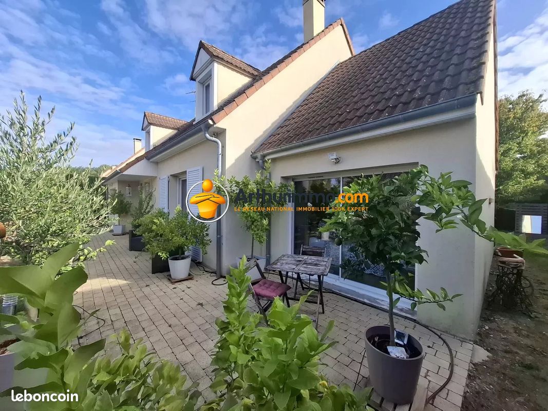 Maison 7 pièces 155 m² · à Pézarches · 155 m² · 385 000 €
