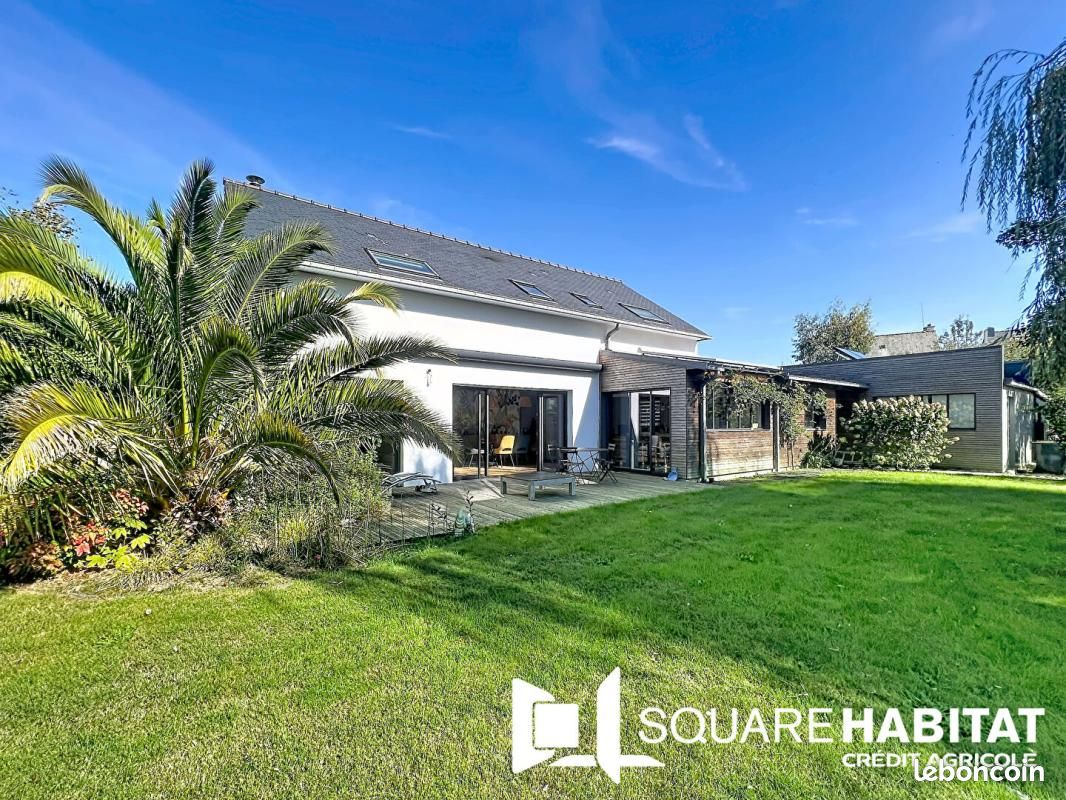 Maison 7 pièces 170 m² · à Landéhen · 170 m² · 435 000 €
