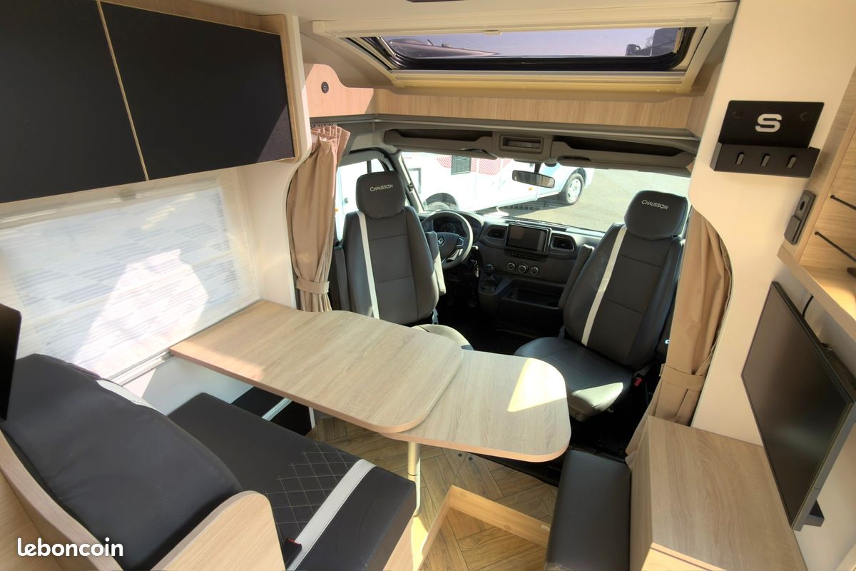 CHAUSSON S514 ETAPE LINE - 6.24m | Camping-car Profilé Compact Occasion (image 3)