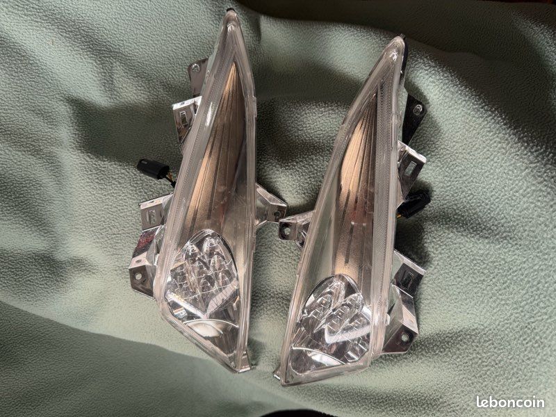 Set Complet De Clignotants Fumés Avant Et Arrière Pour Yamaha Tmax 500 (2001-2002) - Neuf