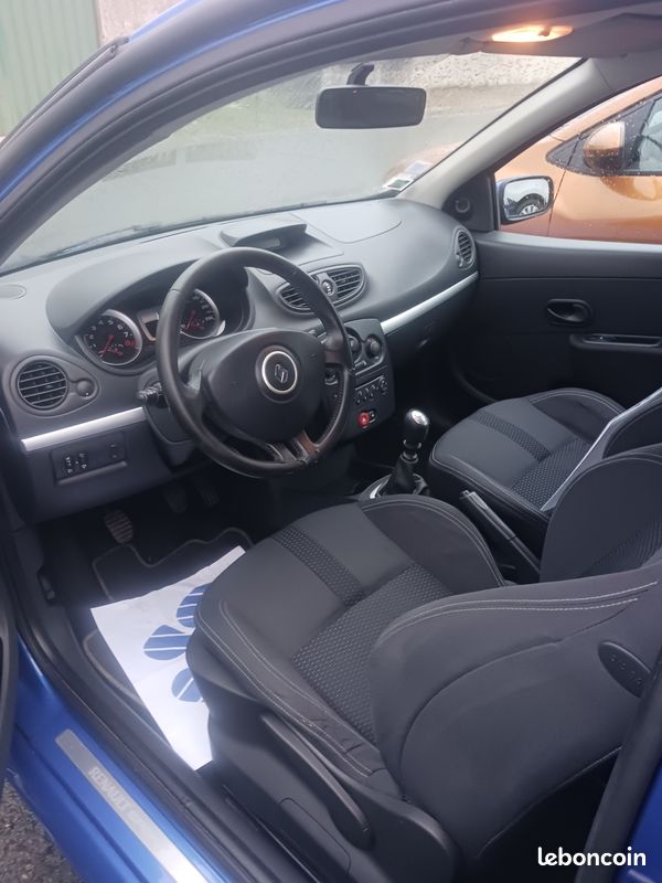 Renault Clio 3 RS phase 1 (image 3)