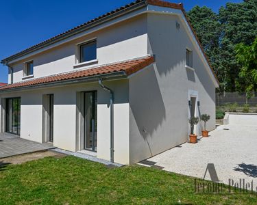 Maison 699 000 € - 164 m²