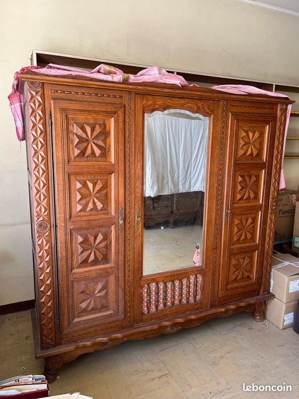 Armoire rustique (image 1)