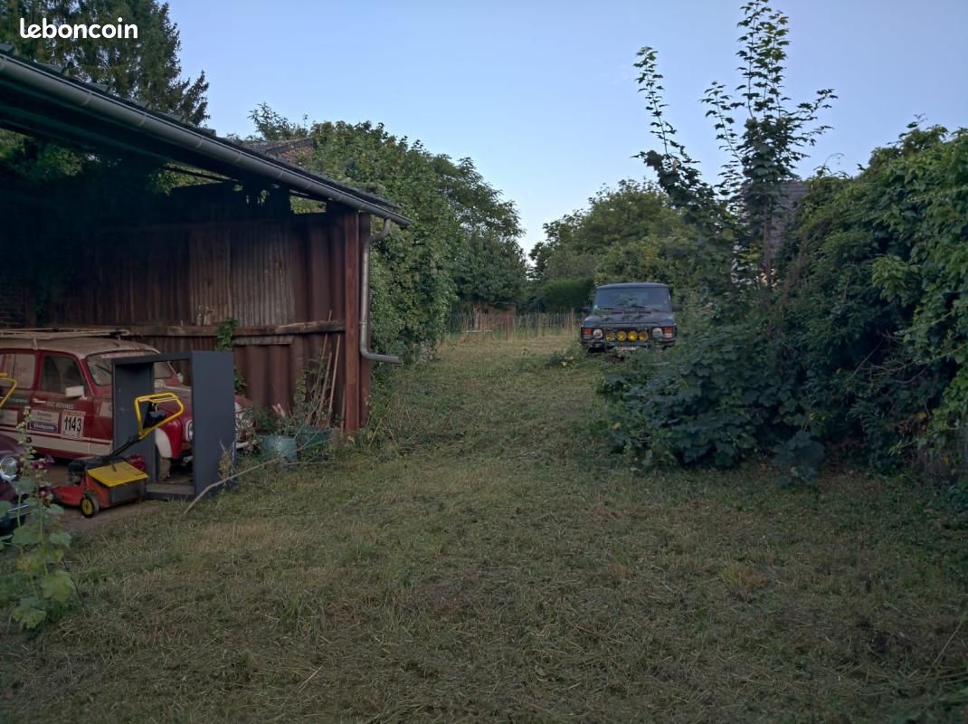 Terrain 395 m² Saint Just En Chaussee · à Saint-Just-en-Chaussée · 45 000 €