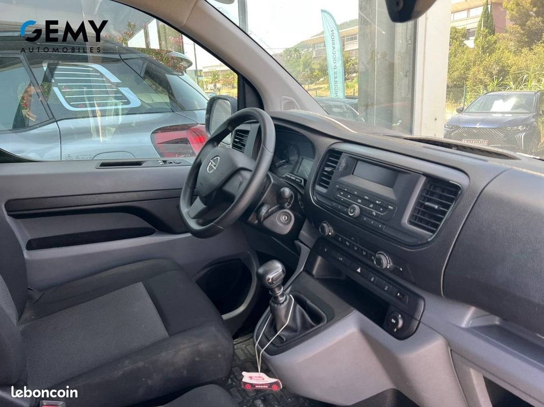 Opel vivaro fgn l2 1.5 diesel 120 ch pack clim (image 12)