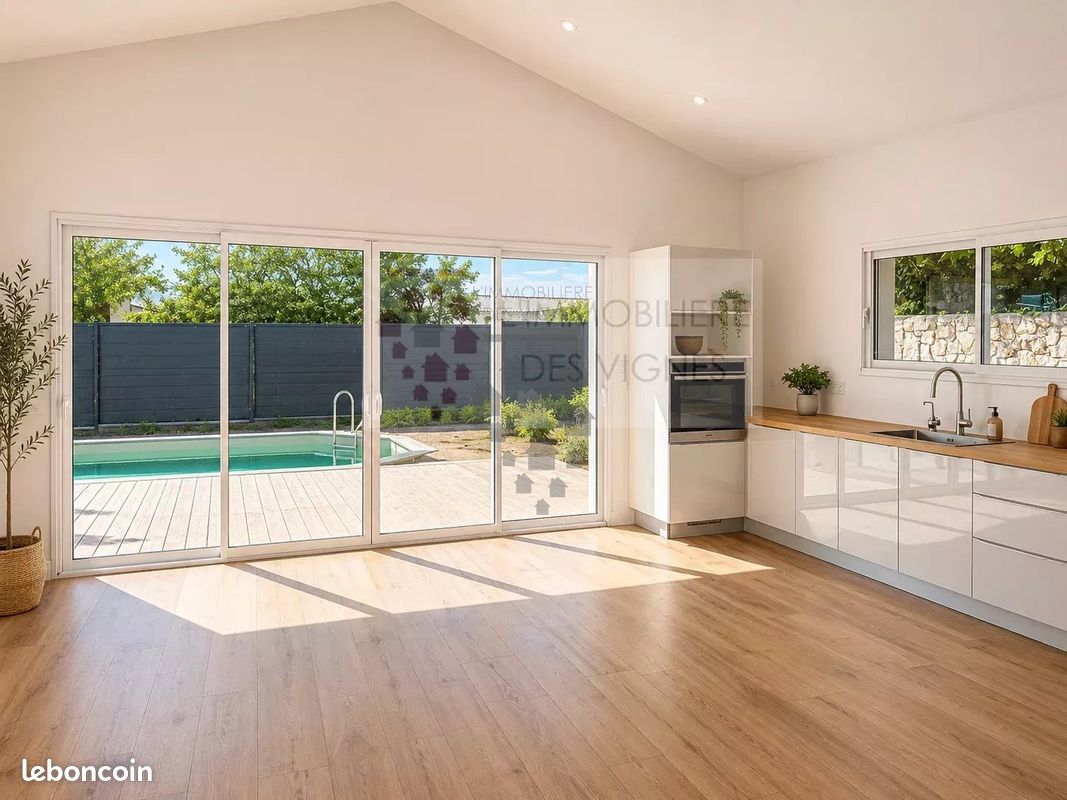 Maison 5 pièces 116 m² · à Saint-Médard-d'Eyrans · 116 m² · 410 000 €