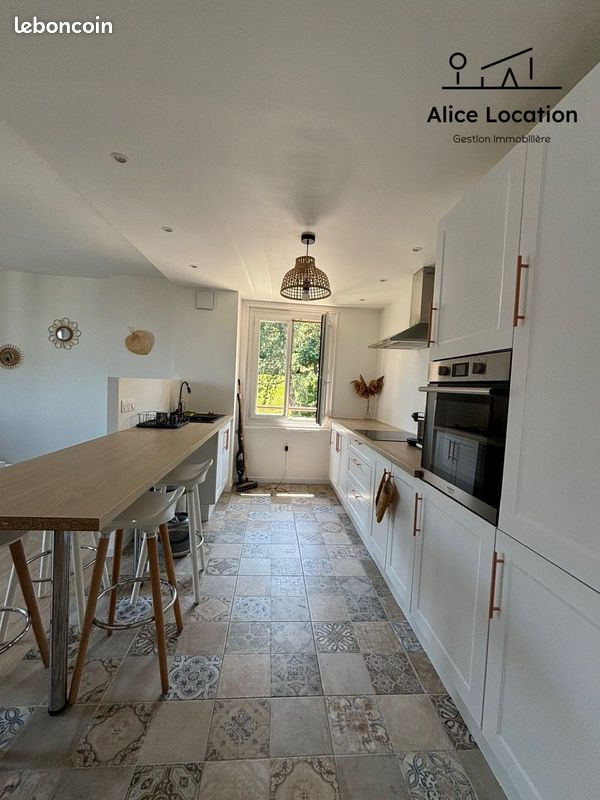 Appartement 4 pièces 74 m² · à Évian-les-Bains · 74 m² · 1 435 €/mois