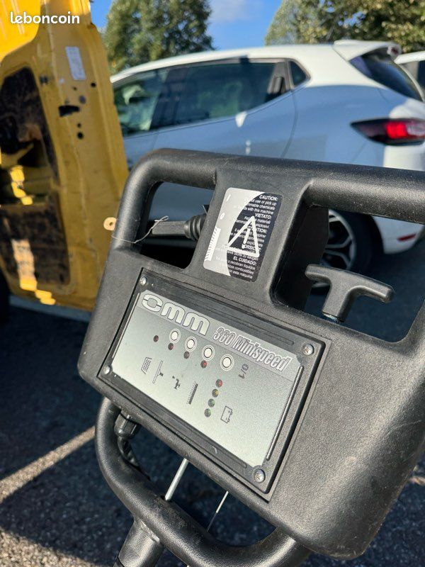 Autolaveuse professionnelle CMM 360 Multispeed (image 2)