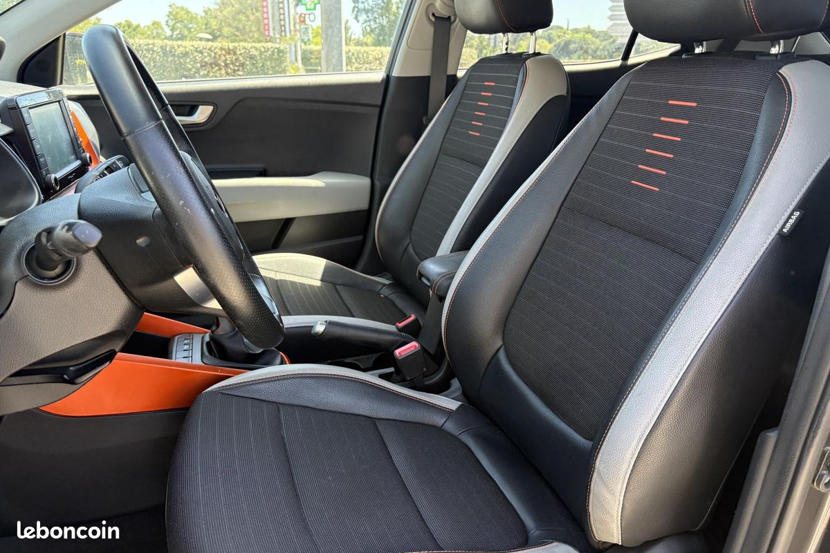 KIA STONIC 1.0 T-GDI - 100 - Stop&Go Design (image 12)