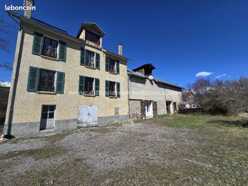 Maison 12 pièces 124 m² · à Barcelonnette · 124 m² · 597 000 €