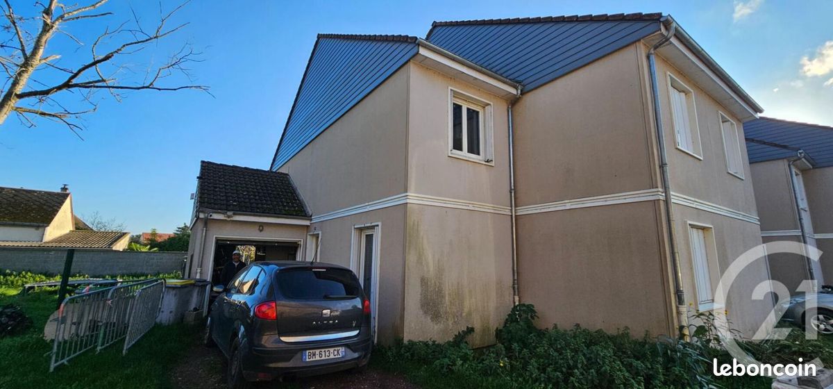 Maison 5 pièces 106 m² · à Alluyes · 106 m² · 61 000 €