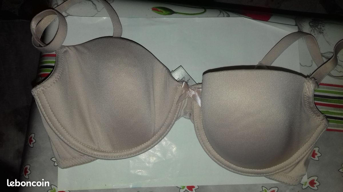 Soutien gorge chair 75b o lingerie(ap) (image 1)