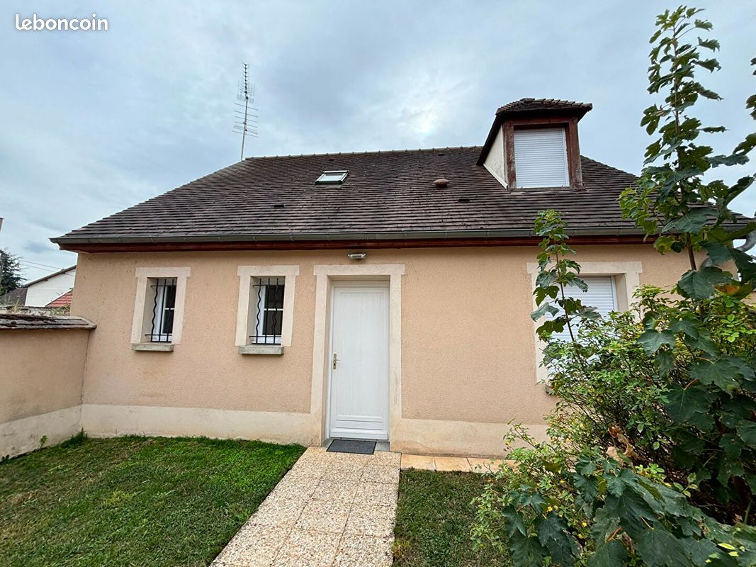 Maison 4 pièces 100 m² · à Sens · 100 m² · 1 095 €/mois