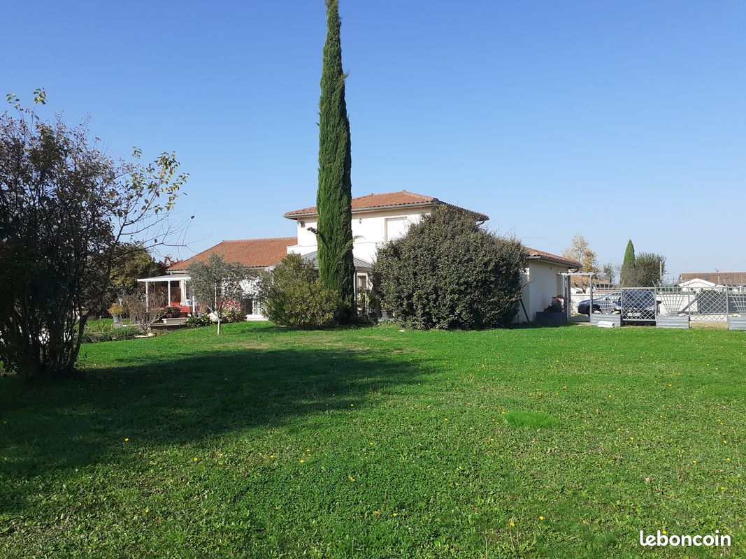 Maison 6 pièces 175 m² · à Beaurepaire · 175 m² · 405 000 €