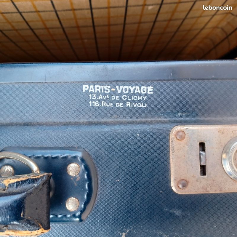 VALiSE EN CARTON NOiRE ViNTAGE (image 4)