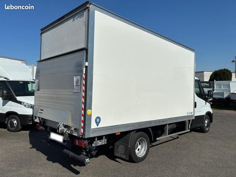 Iveco Daily CCb Daily 35C16 Moteur 3L00 160CV Caisse 20m3 Hayon 37 500 HT (image 3)
