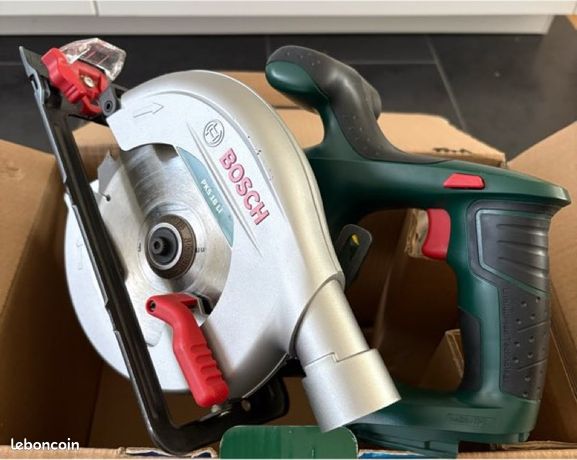 Scie circulaire sans fil GKS 36 V-LI | Contact BOSCH