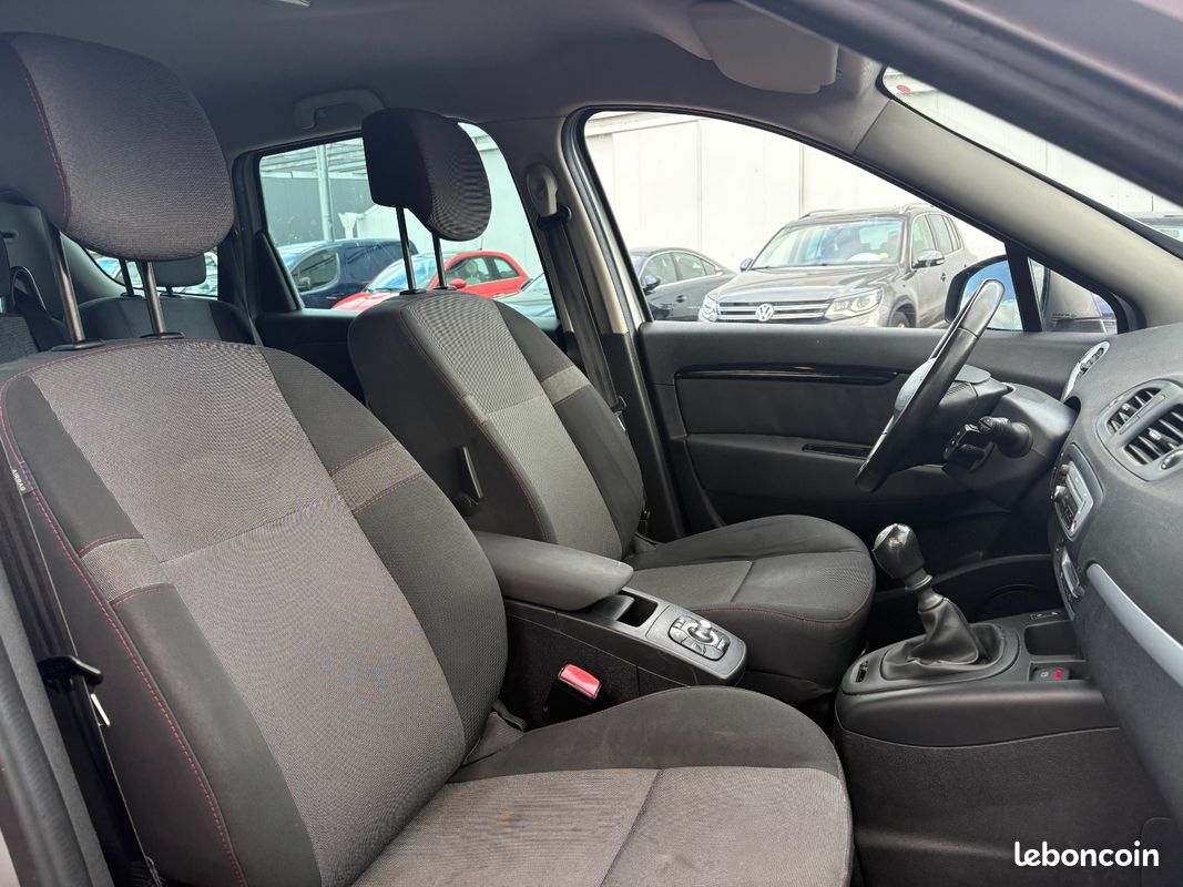 Renault GRAND SCÉNIC III DCi 110 eco2 Limited 7 pl (image 7)